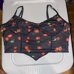 Black cherry crop top